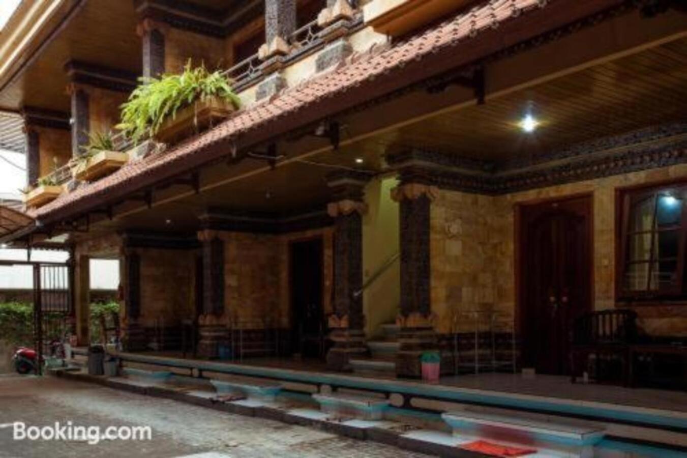 Segara Sadhu Inn Kuta By Ecommerceloka Buitenkant foto